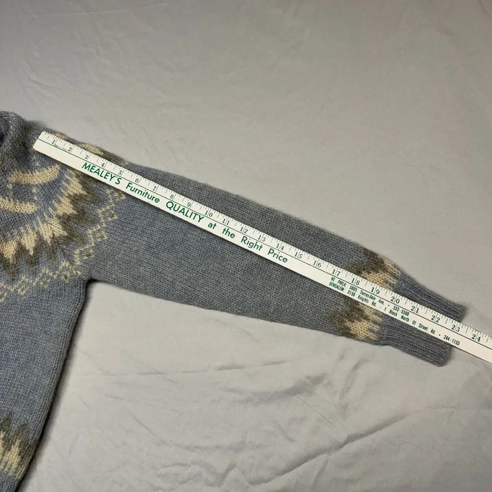 Vintage 80s Woolrich Woman Nordic Fair Isle 100% Wool Cardigan Sweater Size S